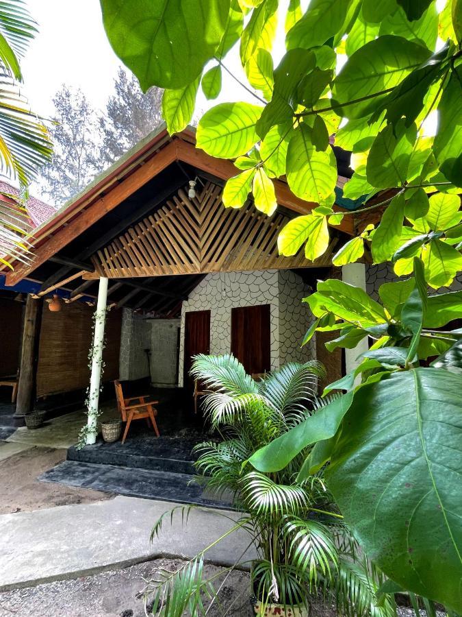 New Roy Guest House nghỉ mát Kalkudah Ngoại thất bức ảnh