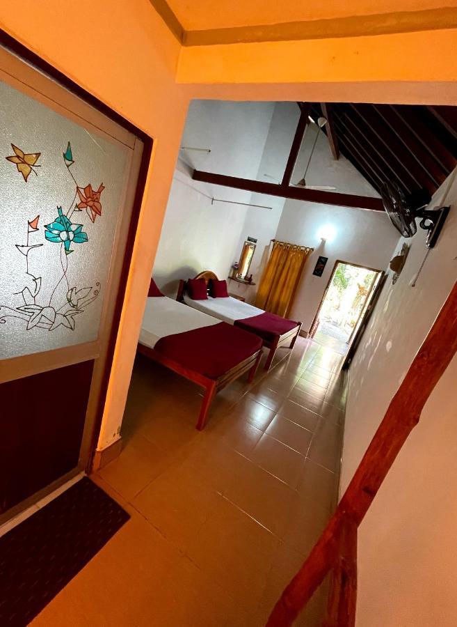 New Roy Guest House nghỉ mát Kalkudah Ngoại thất bức ảnh
